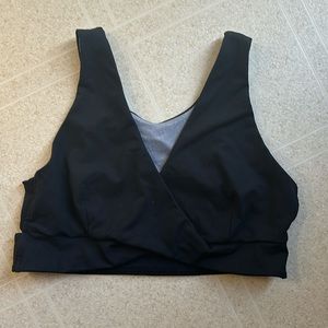 Born primitive sports bra sz Large